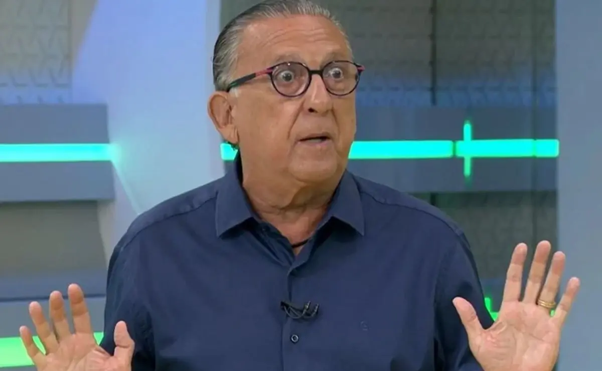 Filipe Luís decide futuro, revela Galvão Bueno: “Ele me falou”