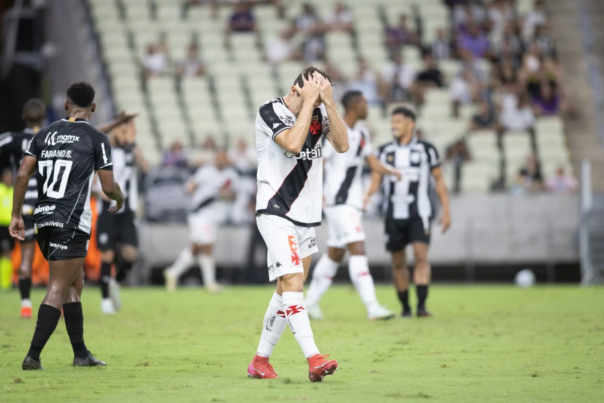 Vasco: Defesa falha transforma euforia em alerta no Brasileirão.