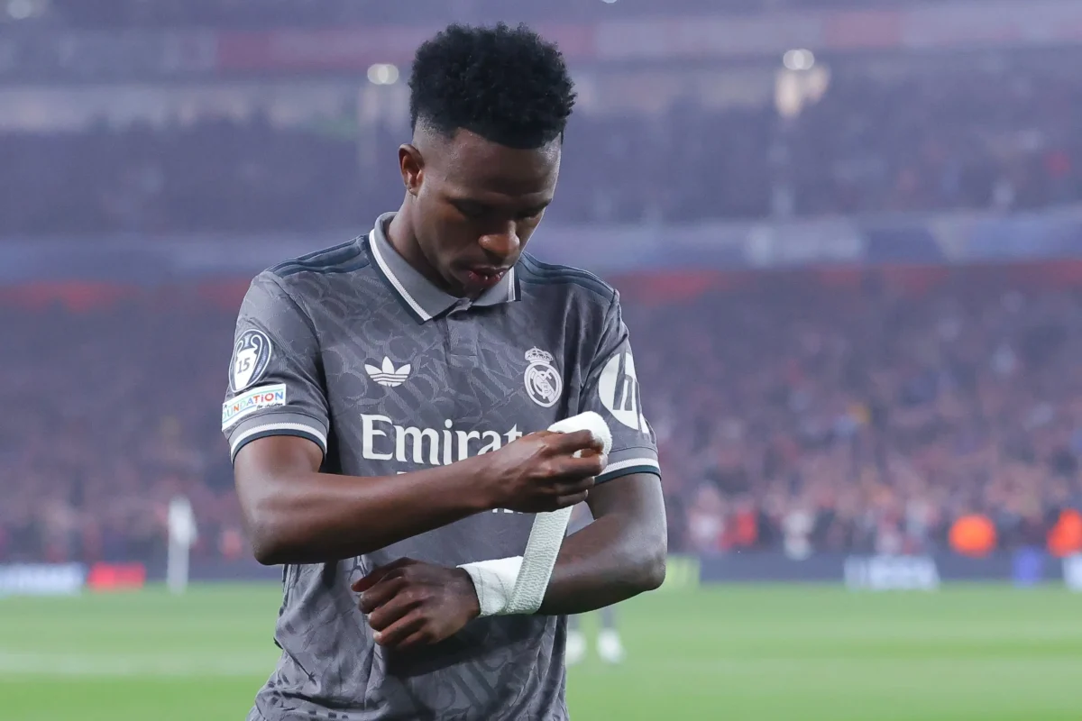 Vinícius Júnior: Críticas no Real Madrid e o Desafio da Virada Contra o Arsenal