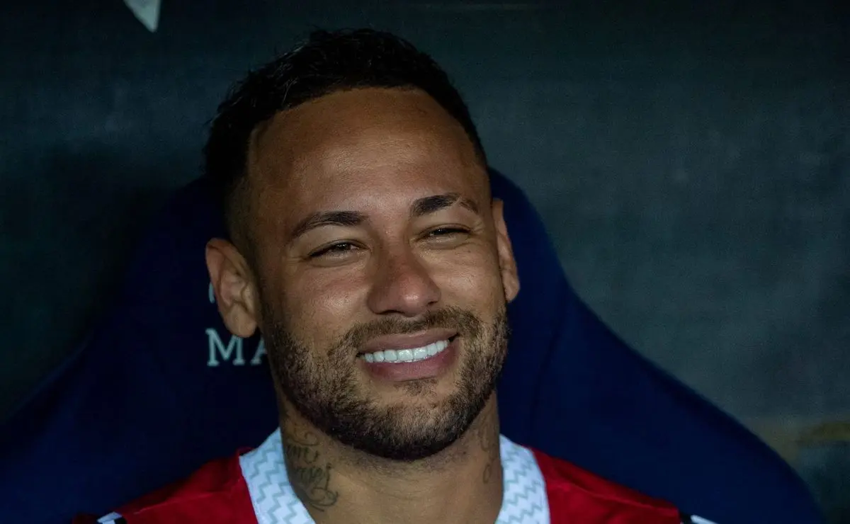 Neymar endossa e Santos inicia tratativas para ter Fernando Diniz, afirma repórter
