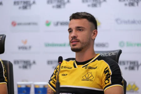 Heitor Roca no Criciúma: “Vim para brigar por vaga”