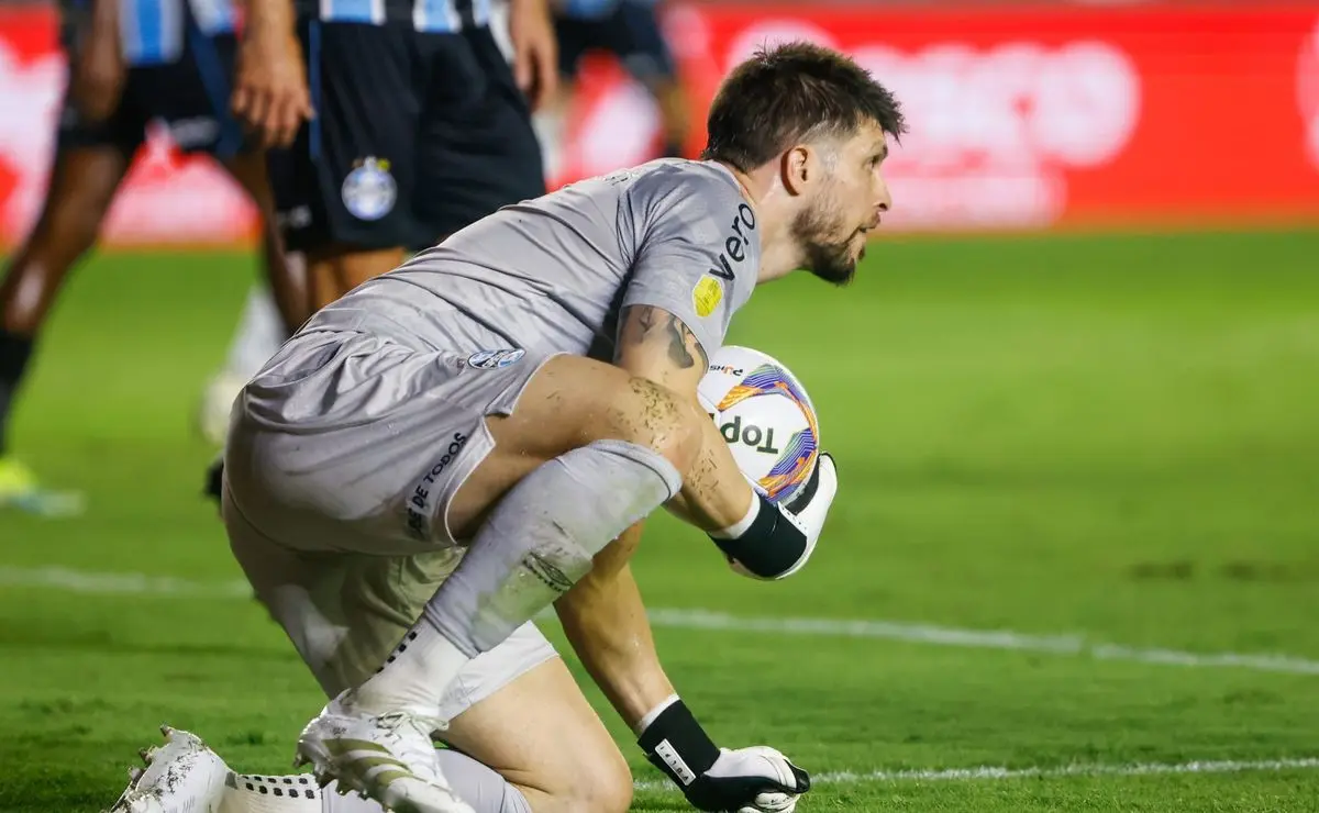 Volpi tem atuação infeliz em partida contra o Mirassol.