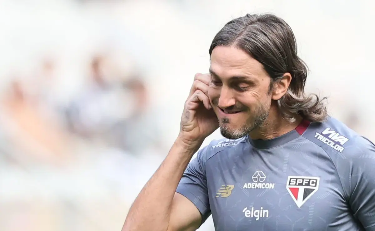 Zubeldía terá mais tempo no São Paulo por causa de novo desfalque?