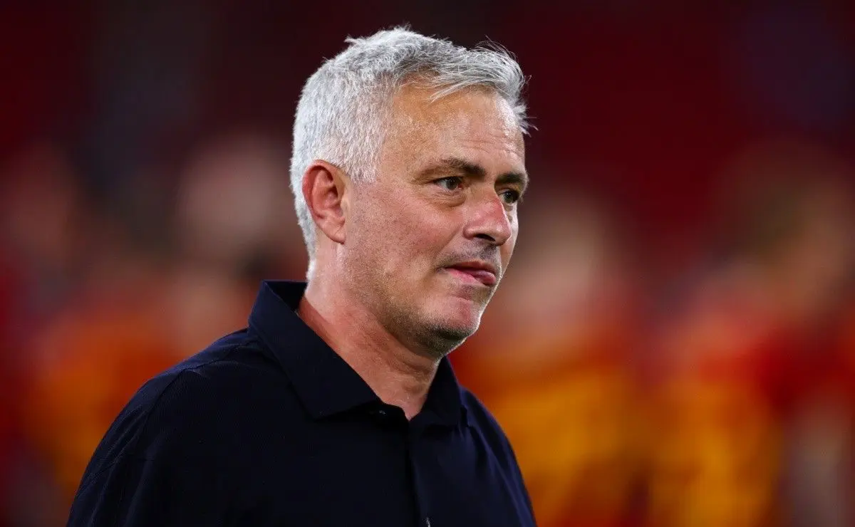 Mourinho avalia proposta para treinar a Seleção Brasileira e define destino