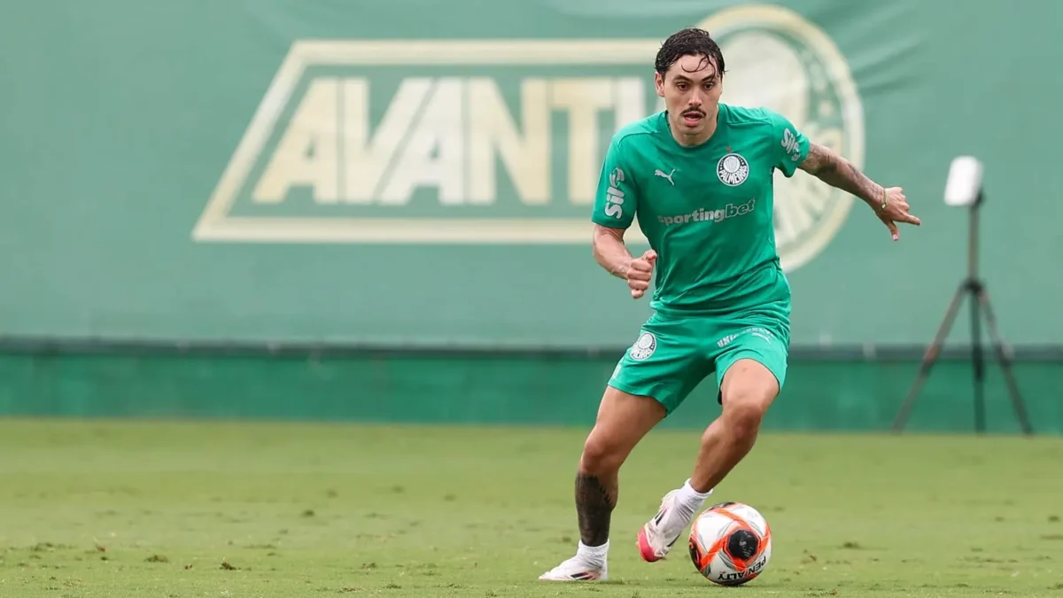 Maurício retorna ao Palmeiras depois de dois meses e detalha recuperação: "Muita dor"