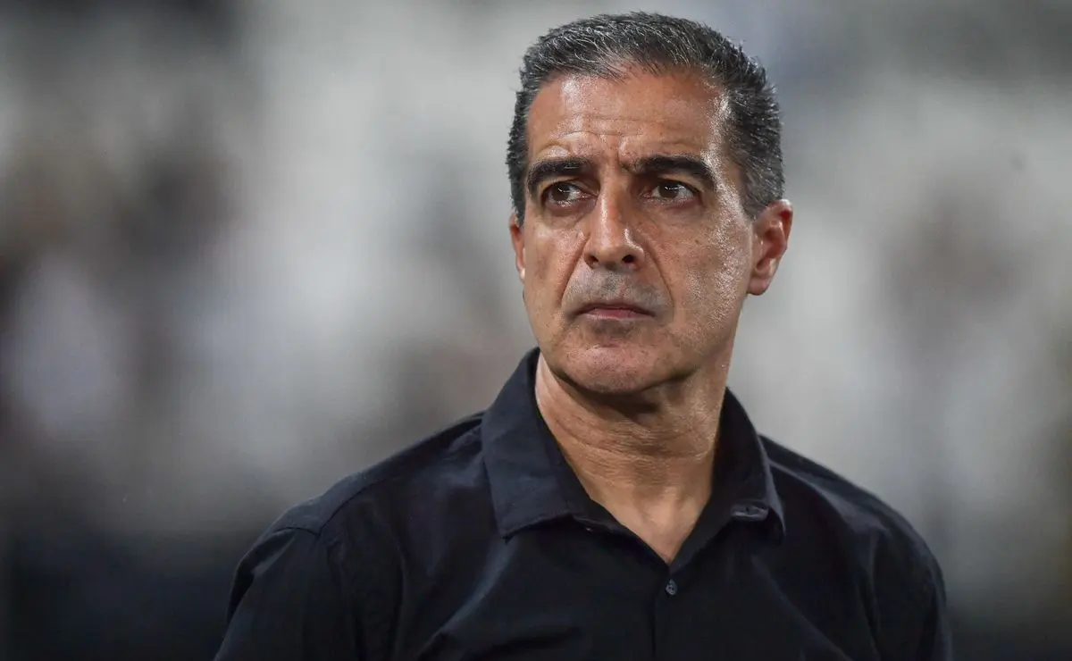 Jornalista da ESPN apoia Rafael Paiva no Botafogo: "Há espaço para evolução"