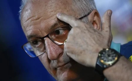 Dorival Júnior e Corinthians: reaproximação após recusa em 2023