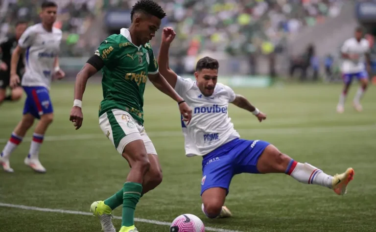 Fortaleza e Palmeiras: Onde assistir, horário, escalações, arbitragem e detalhes da partida