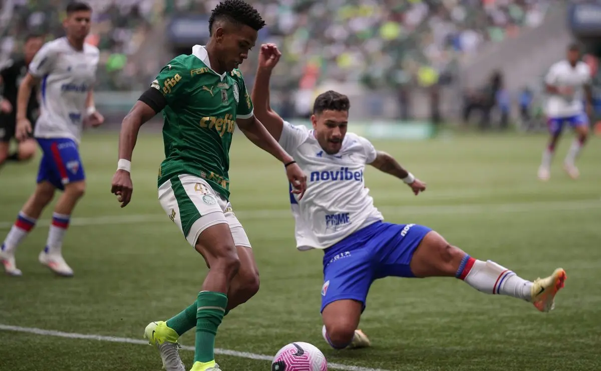 Fortaleza e Palmeiras: Onde assistir, horário, escalações, arbitragem e detalhes da partida