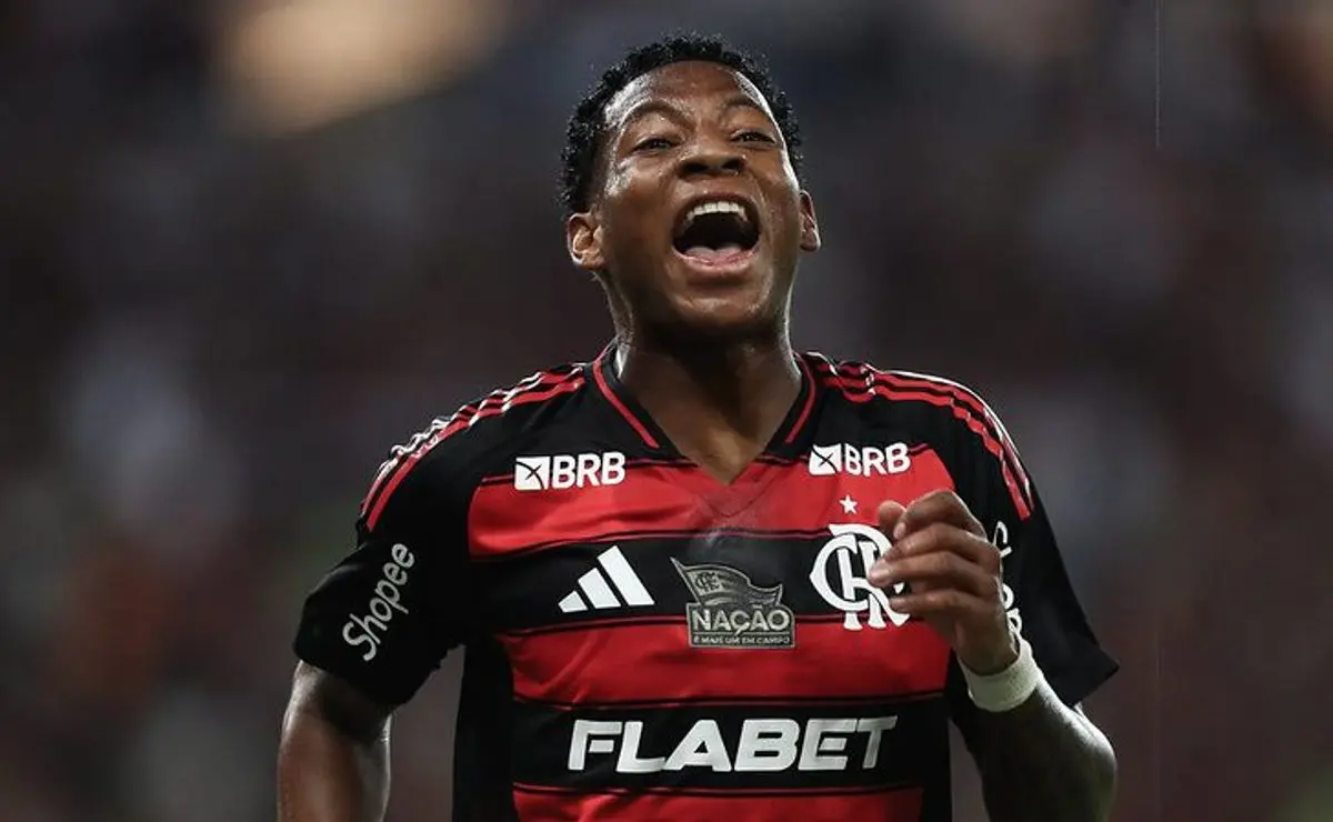 Filipe Luís exalta Gonzalo Plata após atuação pelo Flamengo no Brasileirão