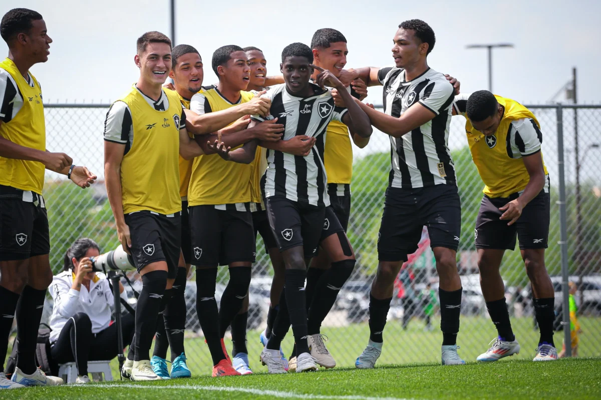 Botafogo: Jogadores Promissores em Destaque na Final da Dallas Cup