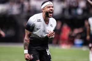 Memphis Depay Celebra Felicidade no Brasil e Exorta Corinthians a Buscar Mais Vitórias: "Sou um Vencedor"