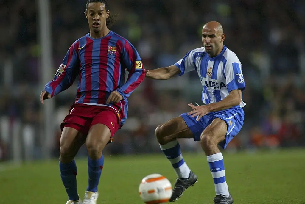 Ex-La Coruña revela: "Sofri marcando Ronaldinho Gaúcho na Espanha"