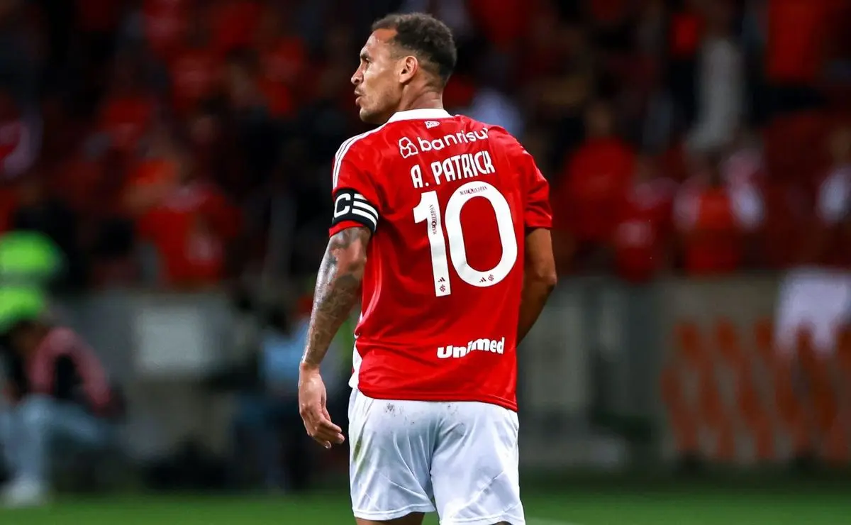 Alan Patrick celebra empate no Gre-Nal 447 e destaca feito pessoal no clássico