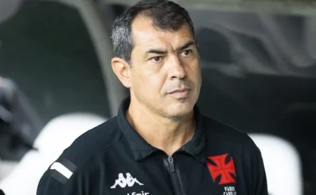 Carille Reafirma Compromisso com o Vasco e Desmente Interesse do Corinthians