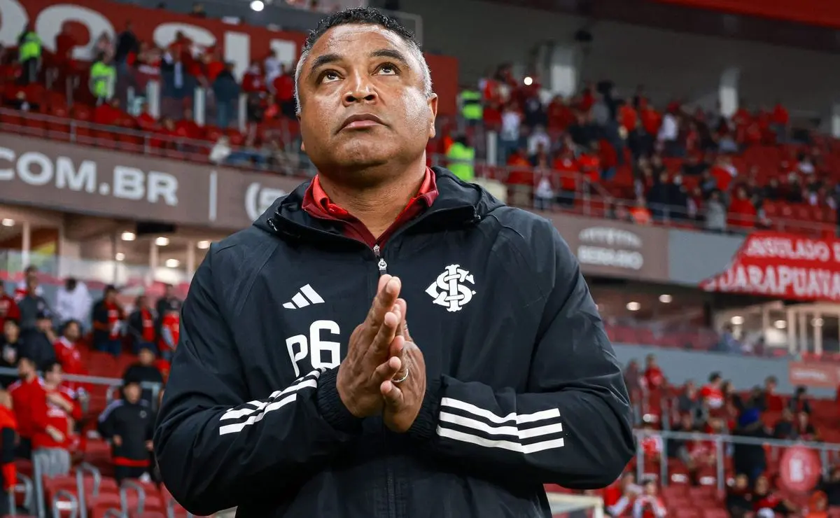 Roger Machado, ex-técnico do Internacional, elogia Tiago Volpi (Grêmio) e Weverton (Palmeiras): "Melhor ainda..."