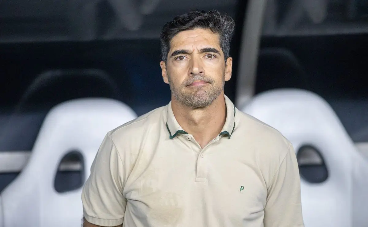 Substituições de Abel Ferreira geram debate no Palmeiras durante o Brasileirão Betano