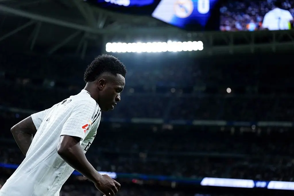 Ancelotti destaca "atitude fantástica" de Vinicius Junior em meio a "dias difíceis"
