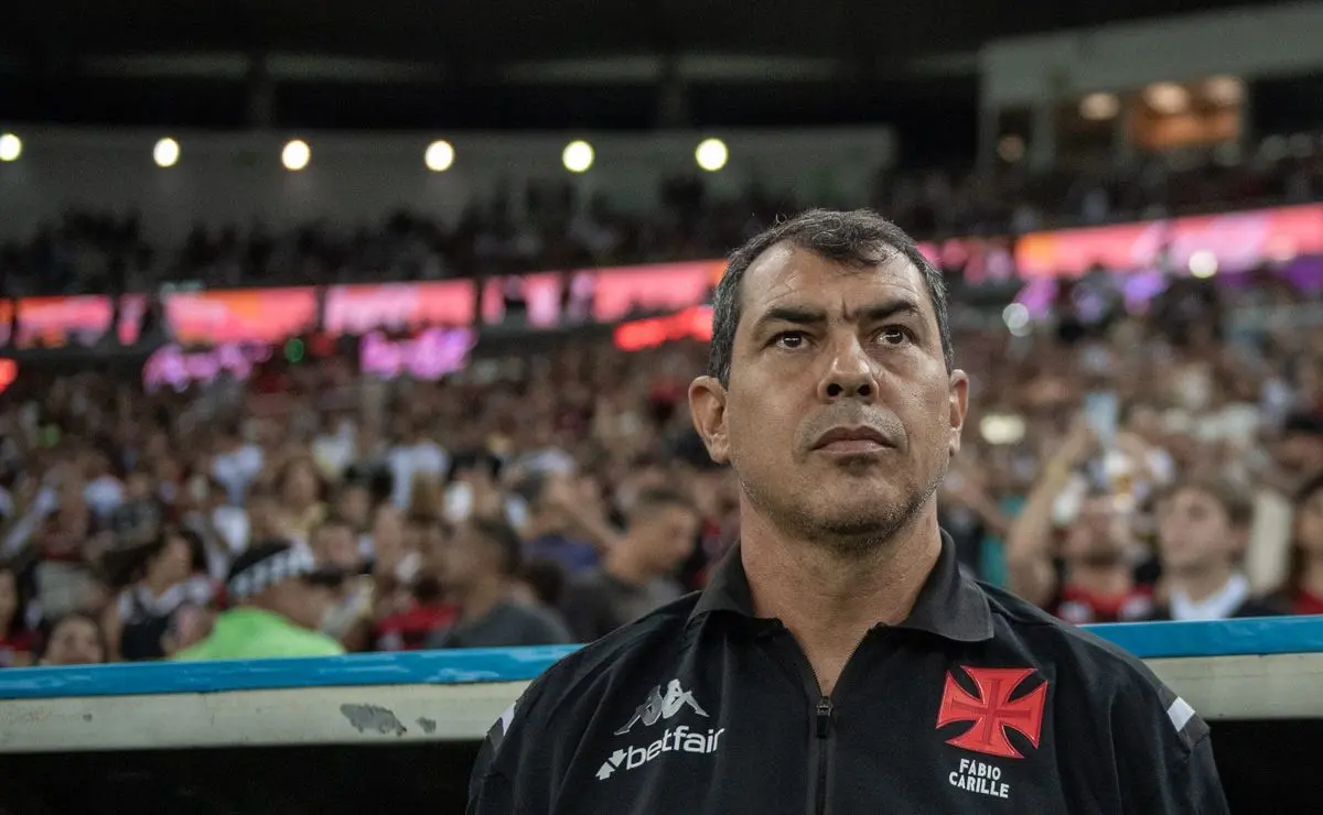 Nove vitórias de Fábio Carille à frente do Vasco na temporada de 2025