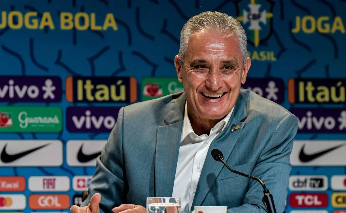 Tite avança em negociação com o Corinthians: Decisão nas mãos de Augusto Melo