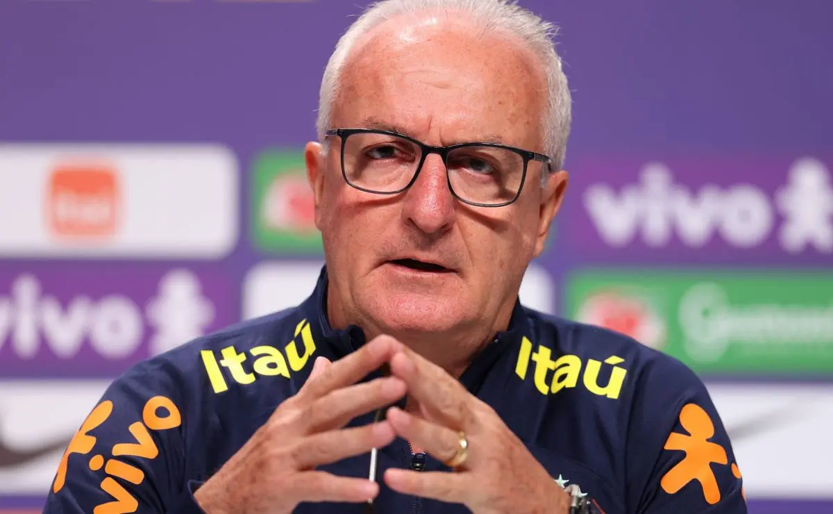 Santos: Sem contato com Dorival Júnior, Marcelo Teixeira age com cautela nos bastidores.