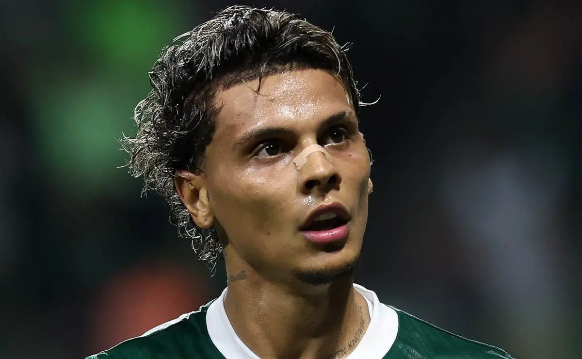 Ex-presidente do Inter compara Richard Ríos do Palmeiras a Falcão: "Inigualável"