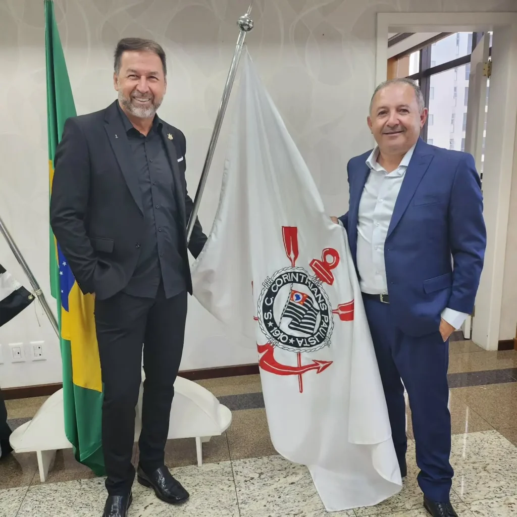 Augusto Melo Eleva Dirigente da Base à Secretaria Geral do Corinthians
