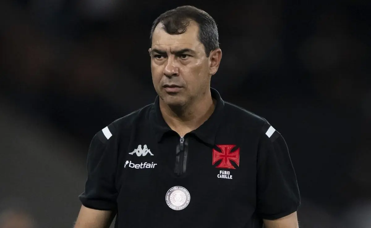 Corinthians: Fábio Carille responde, e busca por novo técnico segue indefinida