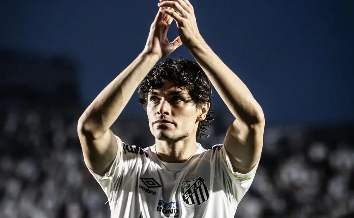 Dodô, ex-Santos e Corinthians, sofre drible desconcertante na Kings League