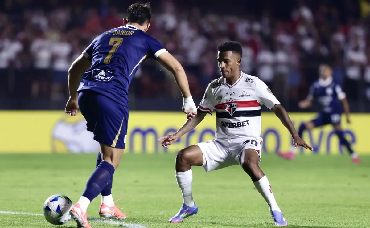 Marcos Antônio Conquista Marca Histórica e Almeja Transferência para o São Paulo