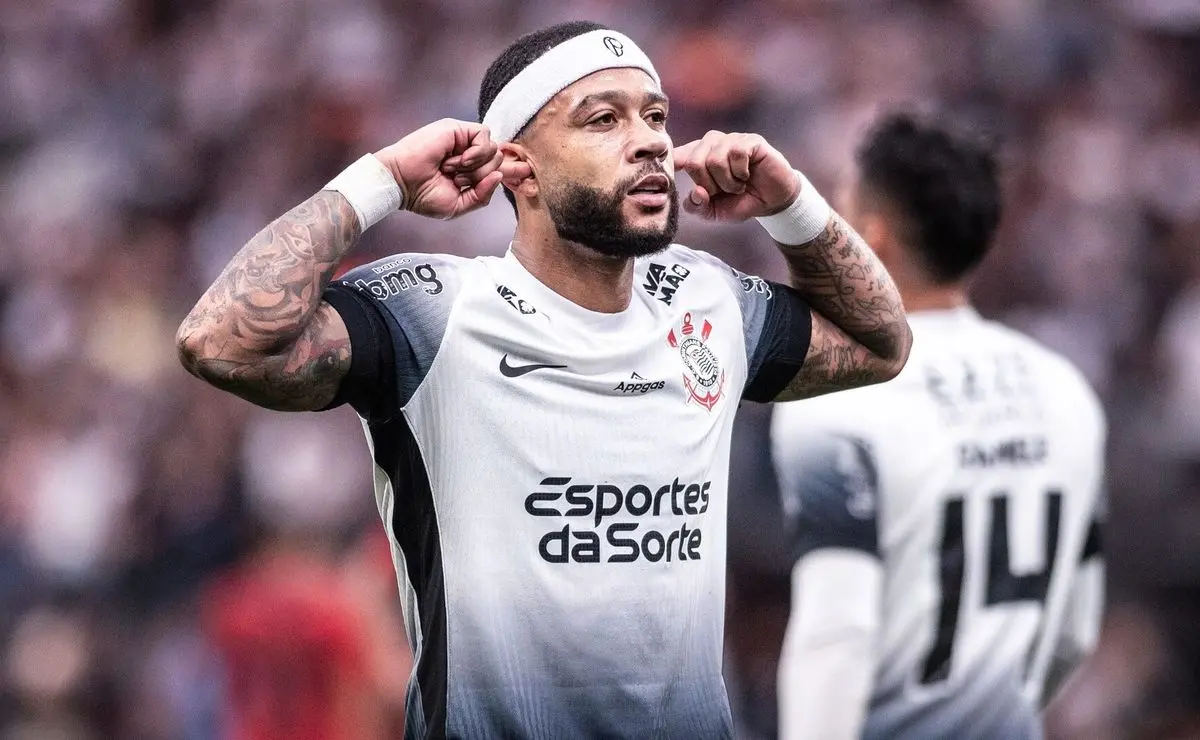 Corinthians em campo pela Sul-Americana sob expectativa por técnico
