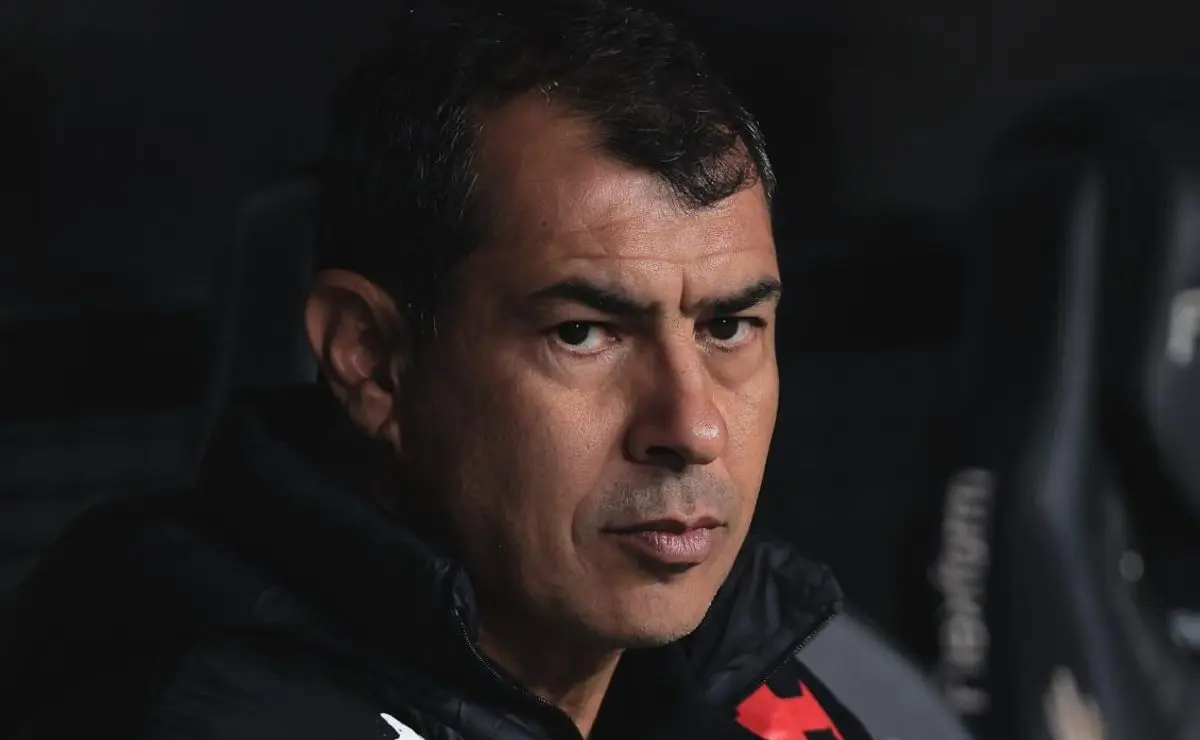 Fernando Campos critica trabalho de Carille no Vasco e afirma: "Equipe sem identidade"