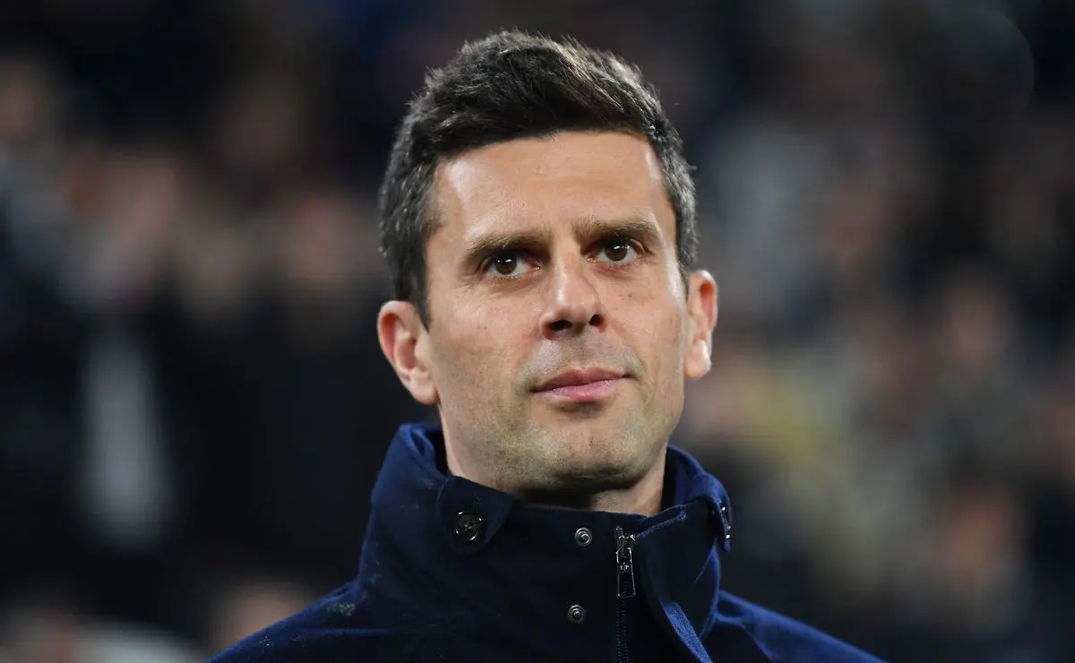 Santos Busca Thiago Motta, Enquanto Técnico Considera Proposta Italiana para 2025