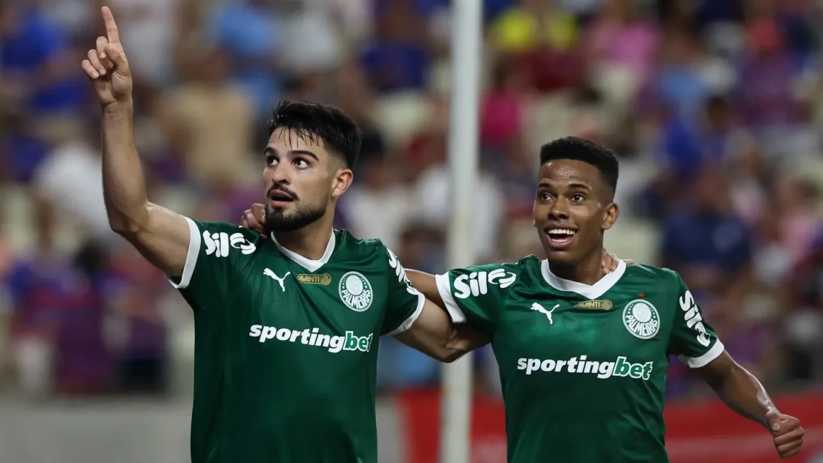 Flaco López assume artilharia no Palmeiras e mira ofuscar Vitor Roque