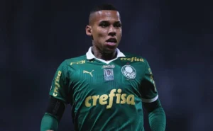 Retorno de Garcia e mais três ao Palmeiras em junho: futuro em negociação após empréstimo