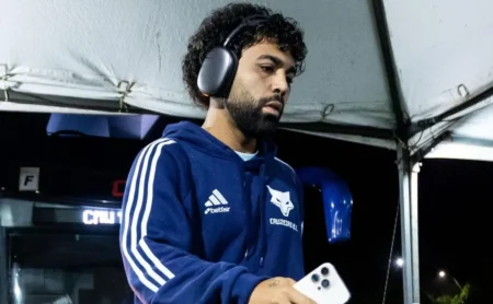 Gabigol busca resposta a Leonardo Jardim no Cruzeiro em campo contra o Palestino