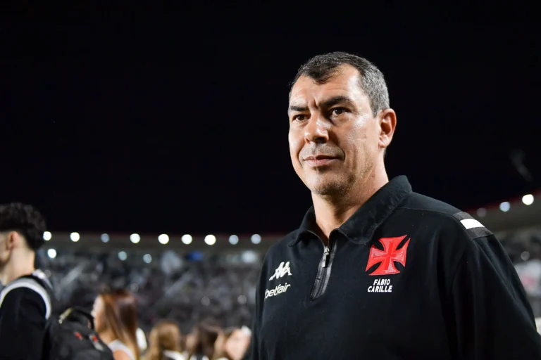 Carille Busca Vitória Inédita Pelo Vasco Fora de Casa Diante de Equipes da Série A