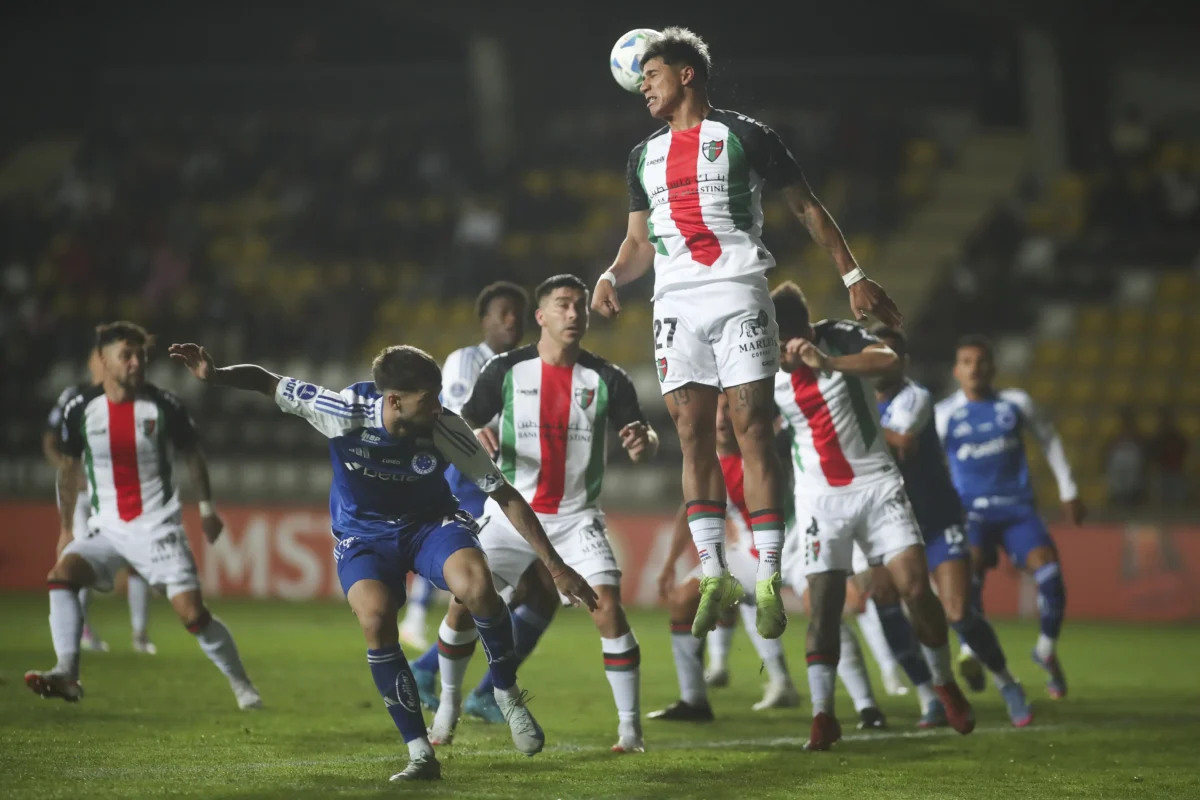 Cruzeiro e time uruguaio amargam má fase na Sul-Americana sob comando de Jardim
