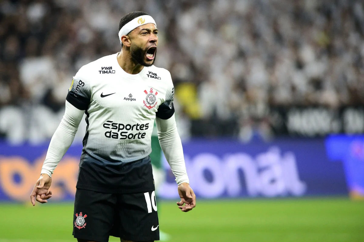 Memphis: Um Mês Sem Balançar as Redes no Corinthians