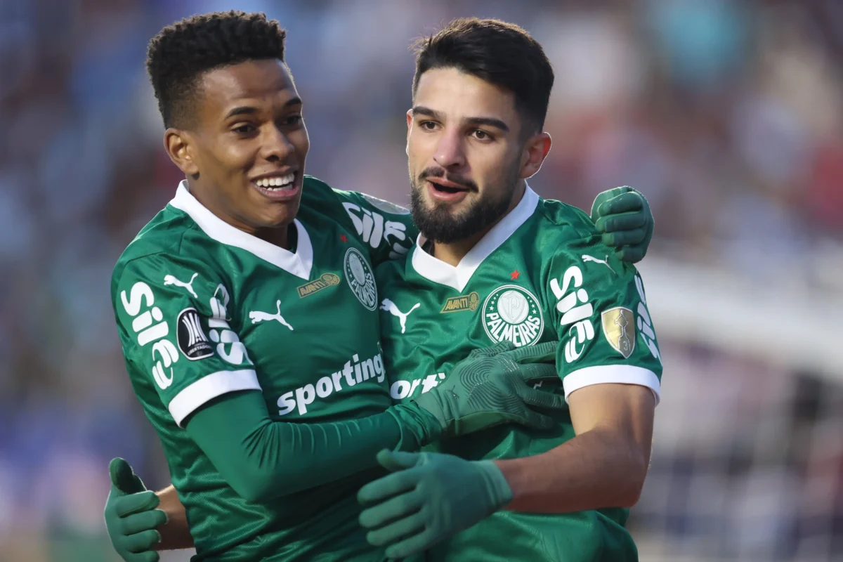 Palmeiras conquista vitória em La Paz: inteligência e estratégia superam a altitude.