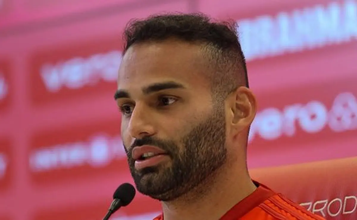 Internacional avalia liberar Thiago Maia ou negociá-lo na janela seguinte