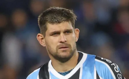 Kannemann e Lucas Esteves Desfalcam o Grêmio Contra o Vitória