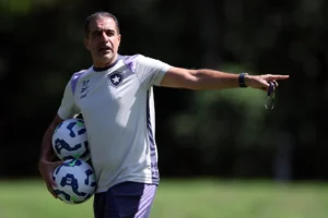 Paiva Busca o Sexto: Sequência de Vitórias do Botafogo sobre o Fluminense em Jogo Histórico