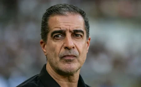 Botafogo de Paiva: Clássico contra o Fluminense no Brasileirão Betano é decisivo