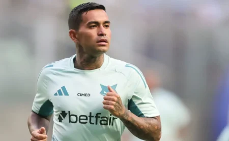 Cruzeiro: Presidente do Palmeiras acusa Dudu de machismo e expõe bastidores