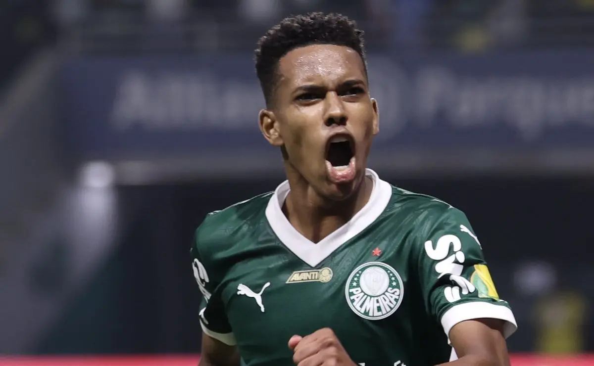 Estêvão se despede do Palmeiras em 14 jogos decisivos