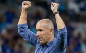 Cruzeiro se posiciona sobre Leonardo Jardim e define futuro do técnico