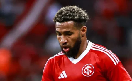 Wesley Recebe Elogios da Torcida do Internacional Após Destaque Contra o Maracanã-CE: "Melhor em Campo"