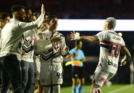 Luciano Renasce no São Paulo: Análise do Jogo com o Náutico e um Placar Modesto