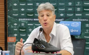 Renato Gaúcho Alerta Fluminense e Menciona Mano Menezes Sobre a Capacidade Decisiva da Equipe: "Precisamos Estar Atentos…"